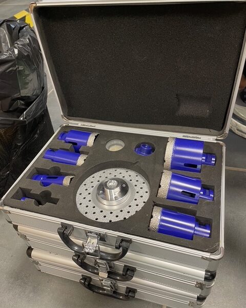 Gyémánt körkivágó készlet kofferben 10db-os KT